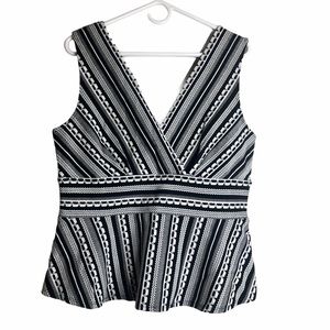 Anthropologie Vanessa Virginia - vneck top  - L
